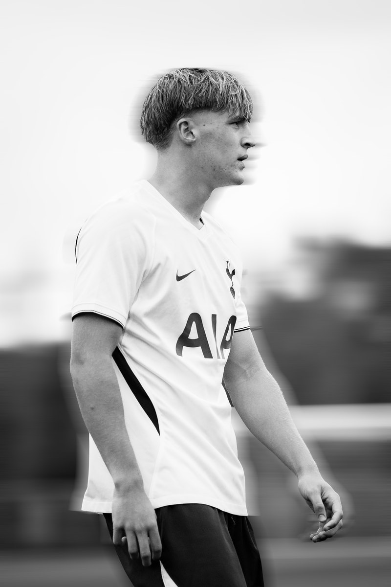 Tottenham player, black and white, motion blur edit
